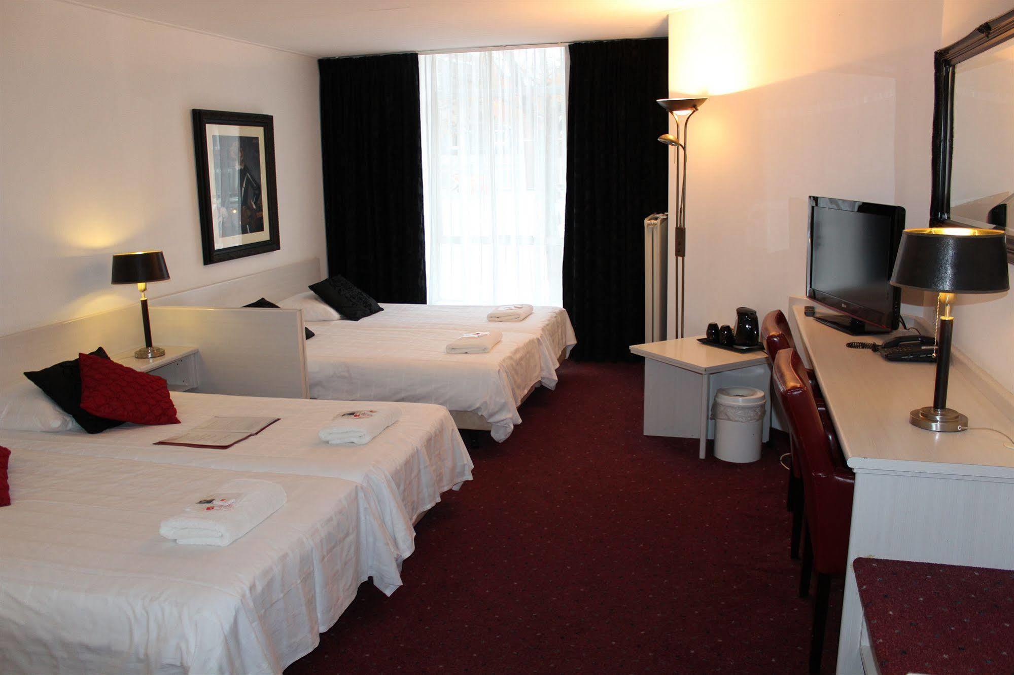 Hotel Marktzicht ハルデルウェイク エクステリア 写真